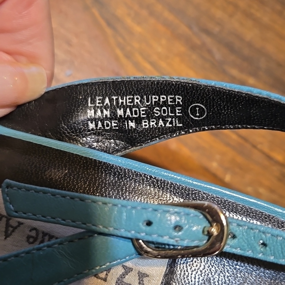 Etienne Aigner Petal Teal Floral Leather Sandals Size 8 - Picture 3 of 9